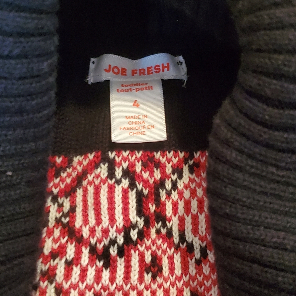Holiday Sweater - Picture 3 of 4